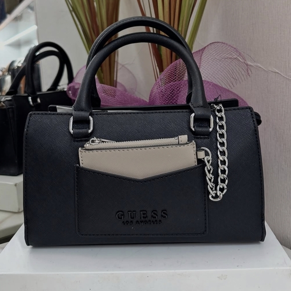 NEW Guess Crossbody Handbag